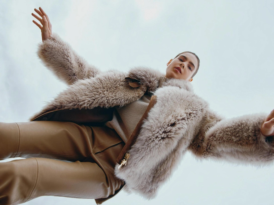 Розовая шуба и куртка-авиатор: что носить этой зимой | marieclaire.ru