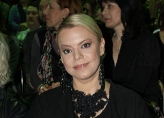 Яна Поплавская: «Наш брак агонизировал, но я знала, что мама примет сторону супруга»