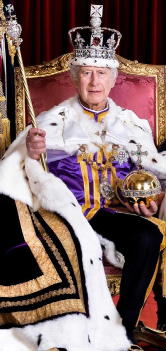 Три короля: как выглядят главные мужчины британской королевской семьи, которые возглавят Британию