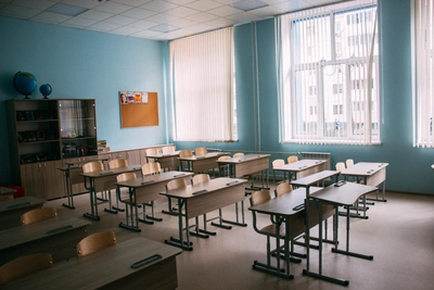 Тюменским учителям повысят зарплату до 77 тысяч