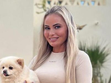 Дана Борисова объяснила, откуда у нее жуткий шрам на шее: «Операций на лице пока не делала»