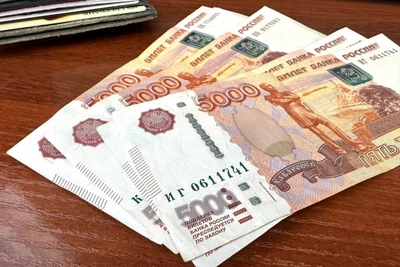 Пенсии в мае придут раньше на Сахалине и Курилах