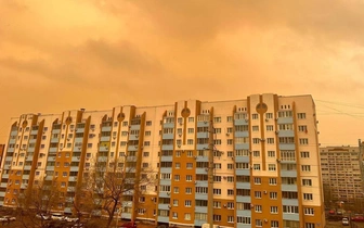 Благовещенск превратился в «Дюну», небо в Амурской области стало оранжевым: что произошло?