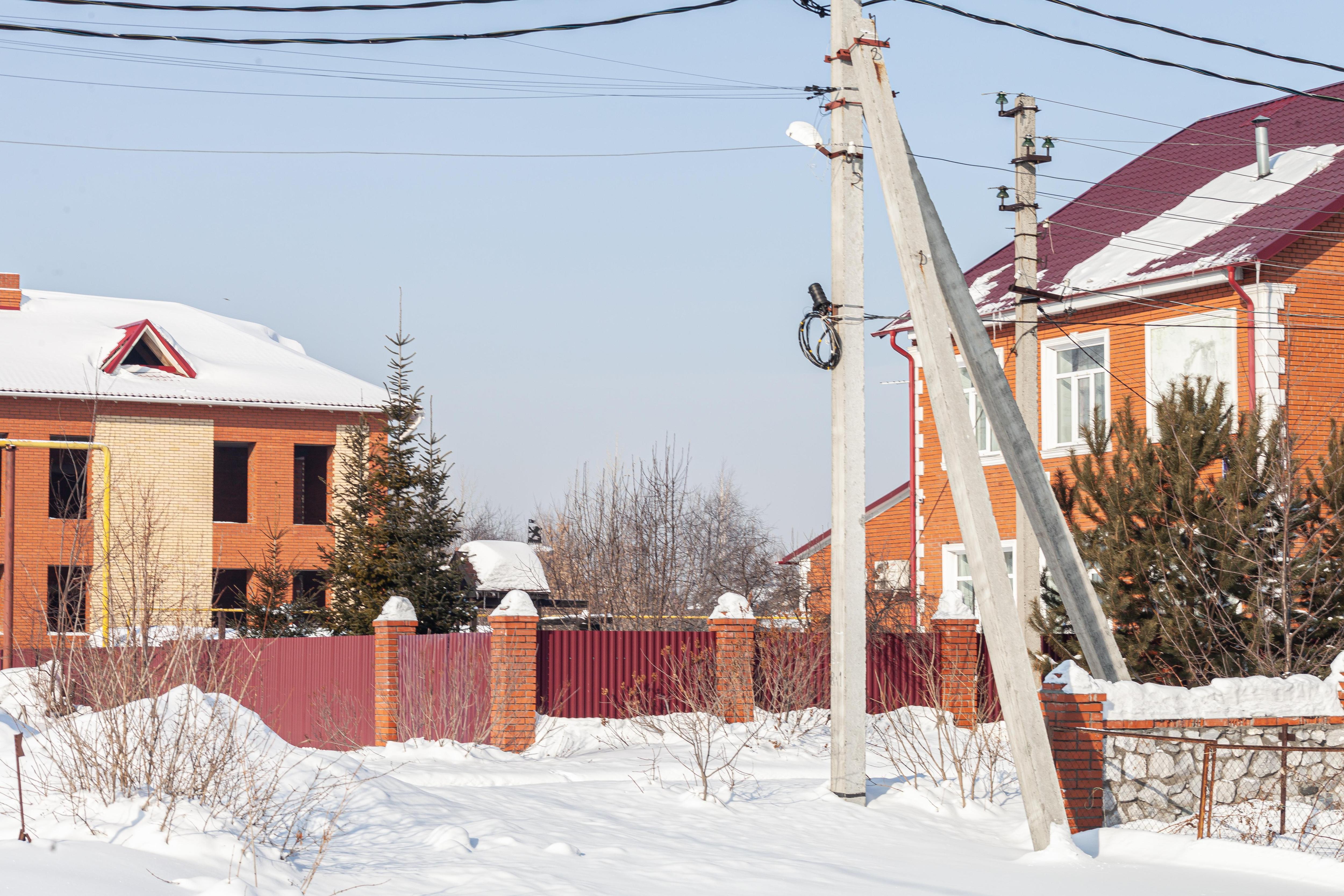 «Дома подорожают на 35–50%». На рынке загородной недвижимости наступили худшие времена