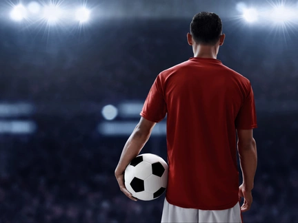 Бывший футболист «Локомотива» погиб после падения с 17-го этажа в центре Москвы