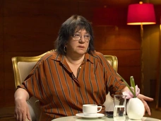 Татьяна Толстая высмеяла слова жены Невзорова*: «Не ожидала такого лизоблюдства. Отвратительно!»