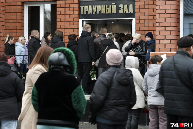 И они тоже собирали немало горожан  | Источник: Наталья Лапцевич