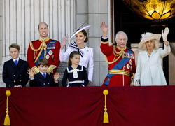Насколько богат Карл III: состояние королевской семьи Великобритании в 2024 году