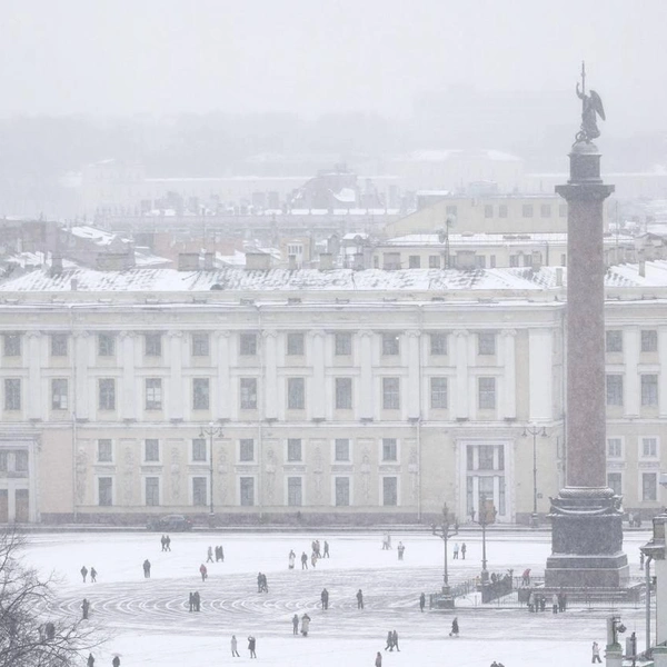 Посмотрите, что циклон «Джулиан» натворил в Петербурге. Видео | Источник: Сергей Михайличенко/«Фонтанка.ру»