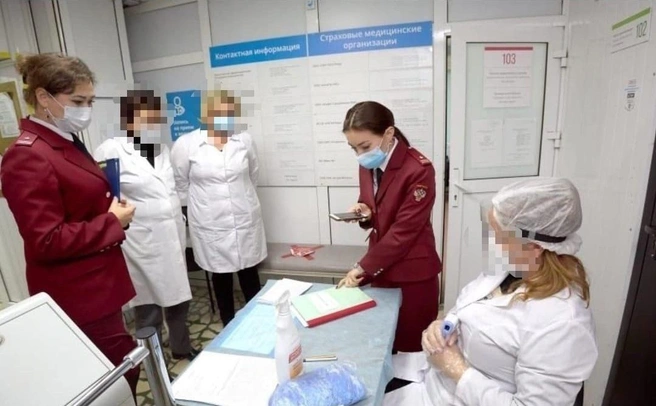 Специалисты нагрянули в больницу | Источник: Роспотребнадзор РБ