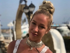 Надежда Ермакова показала результат работы над внешностью: «Когда ты была страшная, но сделала себя сама!»