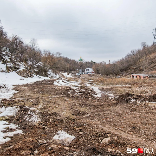 Панорама с видом на Петропавловский собор вдали | Источник: Тимофей Калмаков