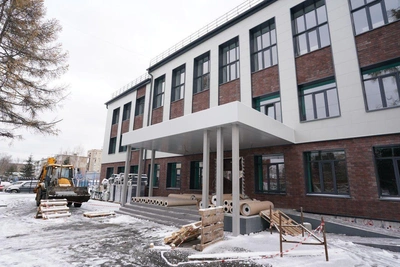 Кемеровская школа №10: открытие снова перенесли