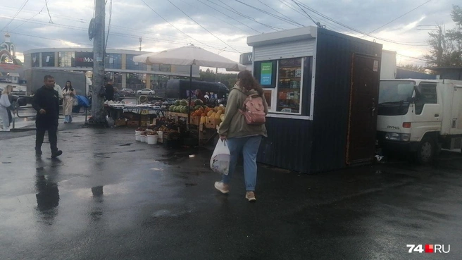 Перекресток у «Космоса» — место, куда киоски вернулись после летнего перерыва | Источник: Светлана Талипова