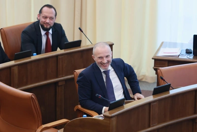 Пономаренко покинул пост перед избранием в Совфед