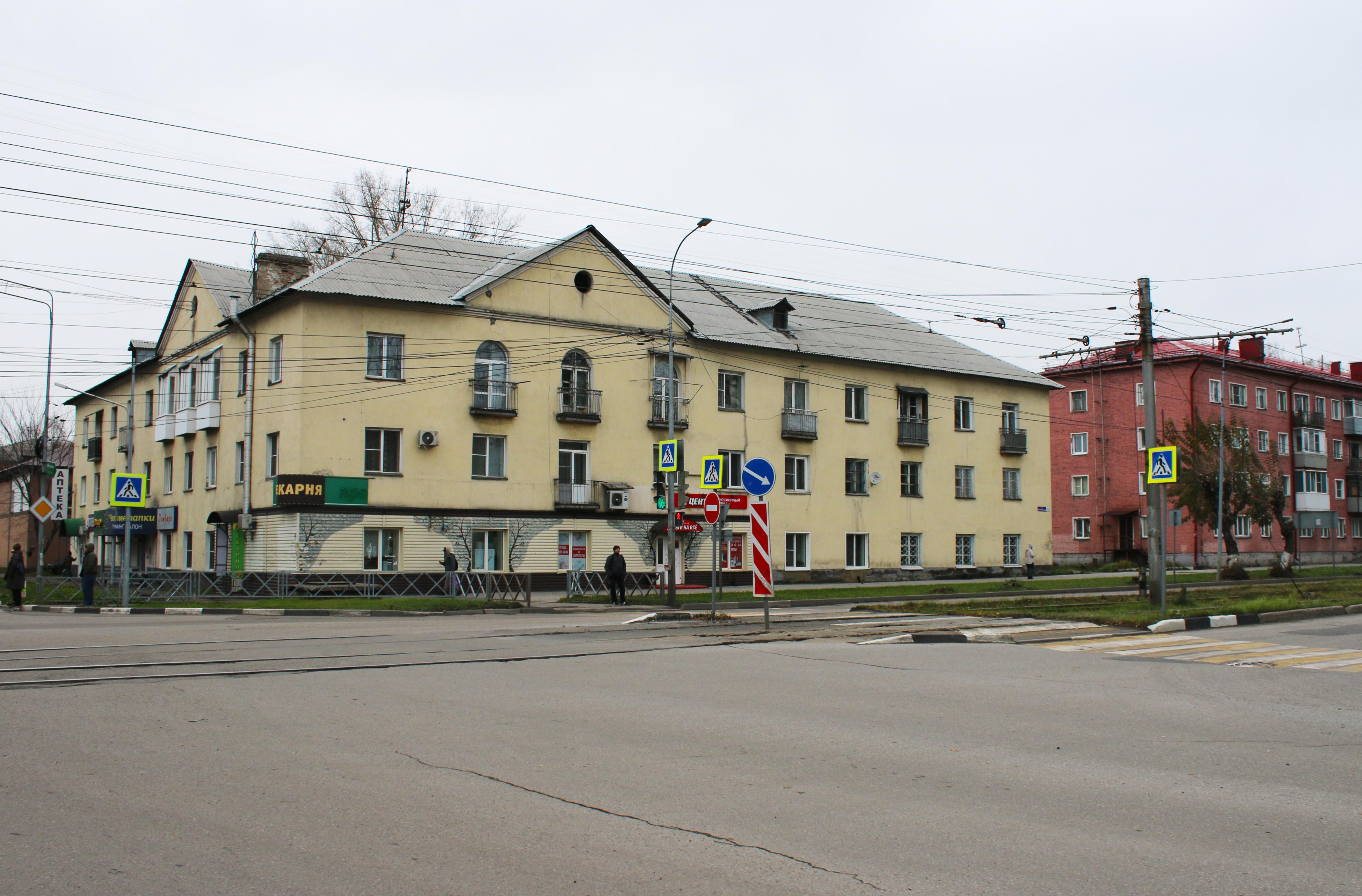 На перекрестке улиц Мурманской и Разведчиков за 60 лет появились новые дома | Источник: Игорь Епифанцев / NGS42.RU