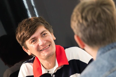 Суд оштрафовал Гудкова за перепевку песни