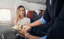 Не ешьте это в самолете: какой вкус на высоте покажется отвратительным