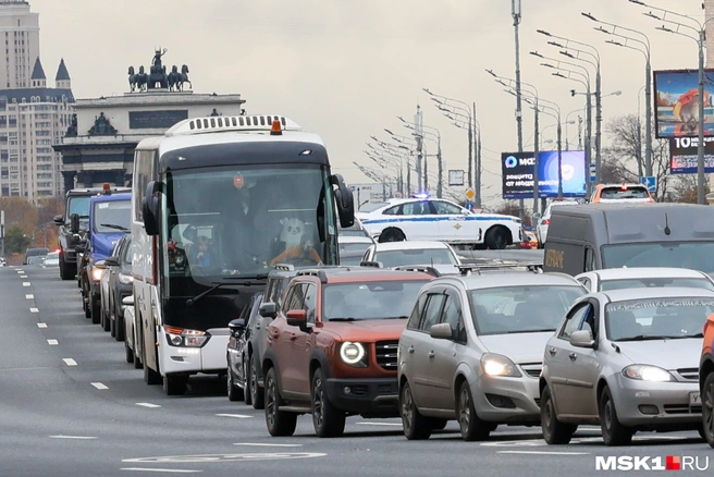 «Жигули всмятку и еще пара машин». На МКАД на востоке Москвы произошло крупное ДТП | Источник: Артём Устюжанин / MSK1.RU