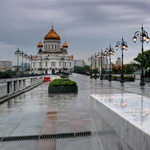 Фото №1 - Москвичи достают теплые вещи