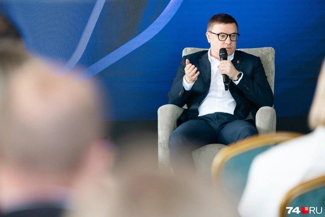 Алексей Текслер признал, что власти, как и бизнес, вынуждены сокращать расходы  | Источник: Наталья Лапцевич