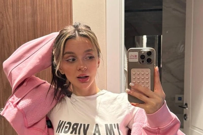 «Не хочу ее сообщений»: певица Дарьяна из ХМАО о матери-алкоголичке