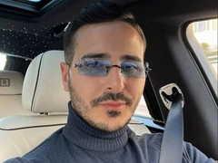 Аферист из Тиндера, обманувший девушек на 10 млн $, задержан в аэропорту Батуми