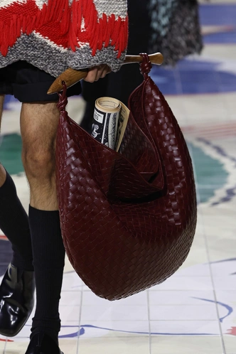 Bottega Veneta ss24 | Источник: Legion Media