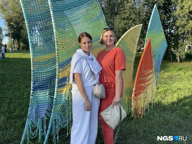 Мария и Ирина остались довольны тем, как провели время | Источник: Алёна Золотухина / NGS.RU