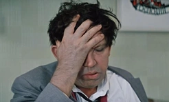 Что такое «похмельная тревога», как она возникает и что с ней делать