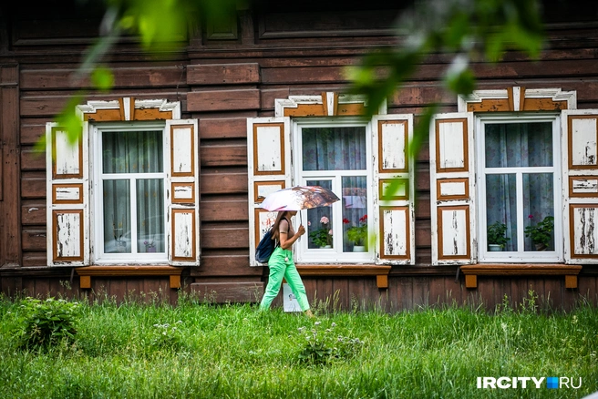 Деревенька посреди города. Гуляем по Бабушкина — самой уютной улице в Иркутске | Источник: Ксения Филимонова / «ИрСити»