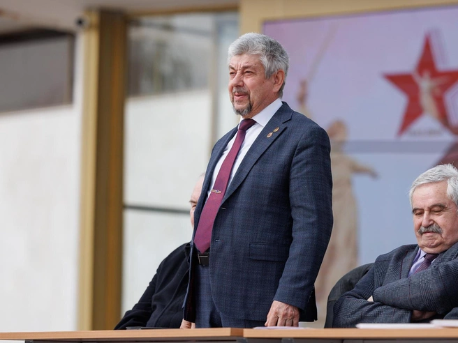 Потомок известного революционера впервые посетил город-герой Волгоград. | Источник: Алексей Волхонский / V1.RU