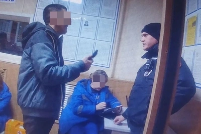 Житель Новочебоксарска осужден за оскорбление и насилие над полицейским