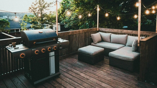 Что такое террасная доска и для чего она нужна