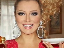 Лена Ленина попала в аварию