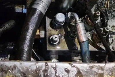 Электрослесарь пострадал от выброса масла на ГОКе