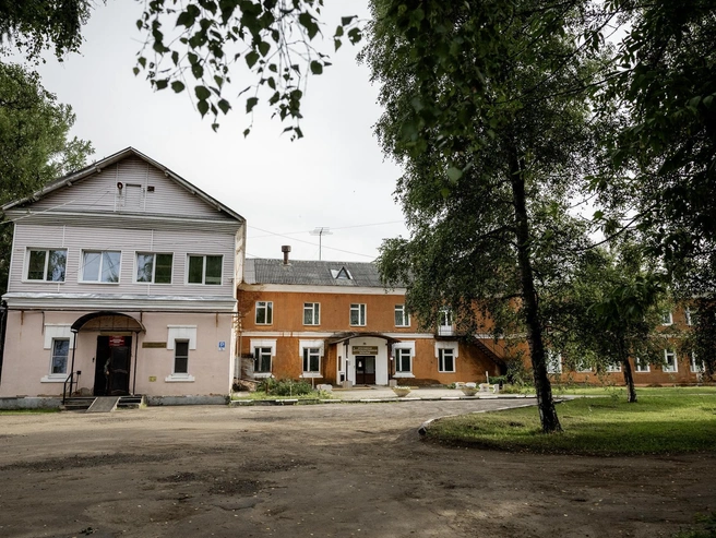 В деревне расположена Ярославская центральная районная больница. | Источник: Александр Куренной / 76.RU