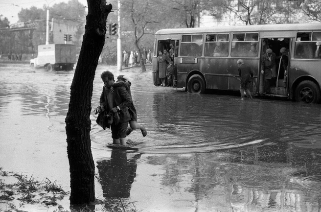 Жители постарше помнят проспект Металлургов таким в 80-х | Источник: Владимир Соколаев / pastvu.com