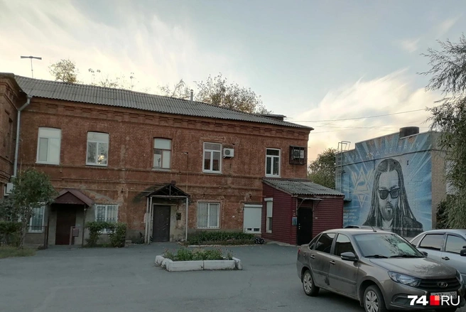 А кому-то милее Децл: не земляк, просто так | Источник: Дарья Милославская