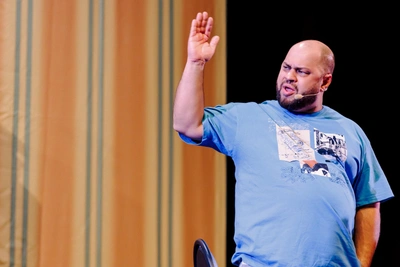 Уральские пельмени представят в Самаре спектакль «Ни дать, ни зять»