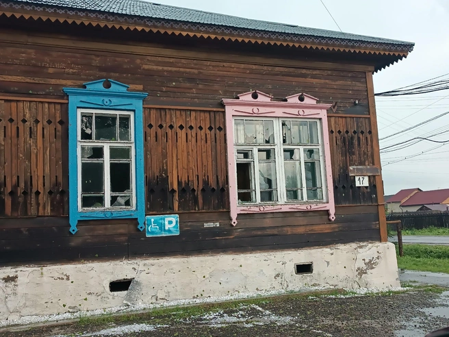У детского сада выбило все окна | Источник: #ОколоЕниса: новости Енисейска / VK