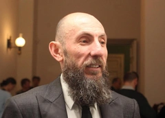 Директора МХАТа Владимира Кехмана, которого обвинили в растрате, отпустили под подписку о невыезде