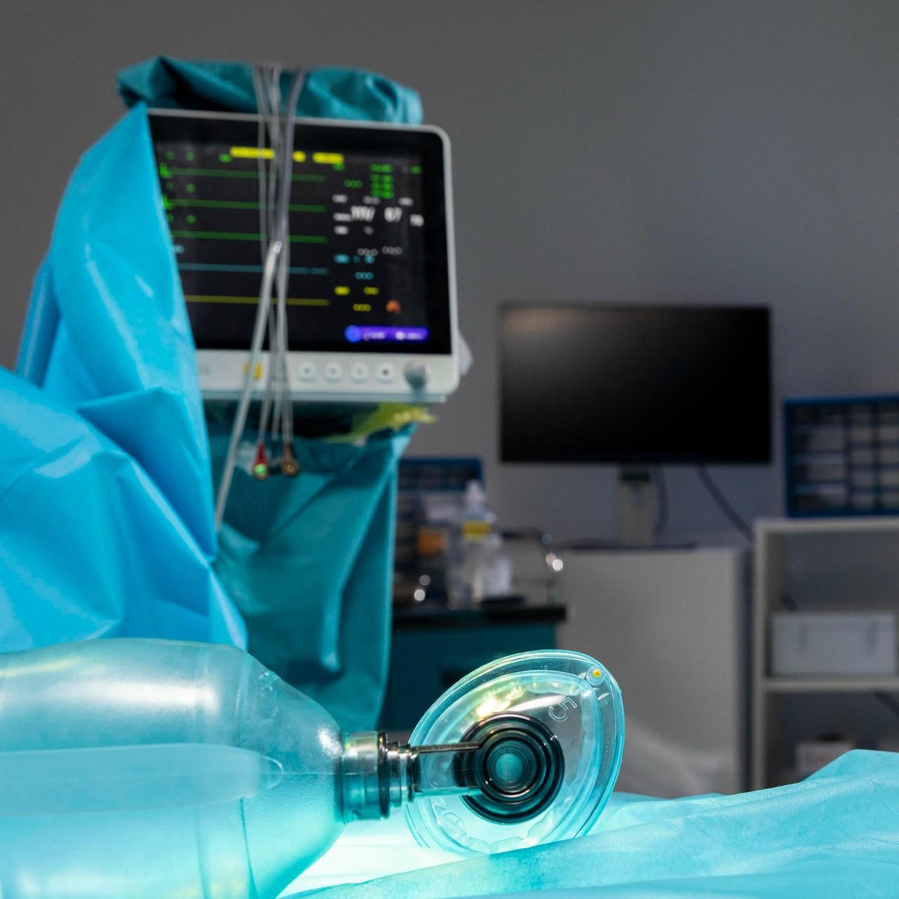 39-летняя пациентка скончалась в салоне красоты Москвы во время пластики рук: известна личность погибшей