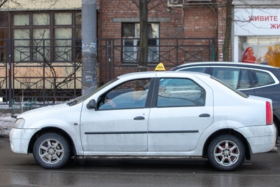 Таксист выстрелил в воздух из-за ссоры с пассажирами