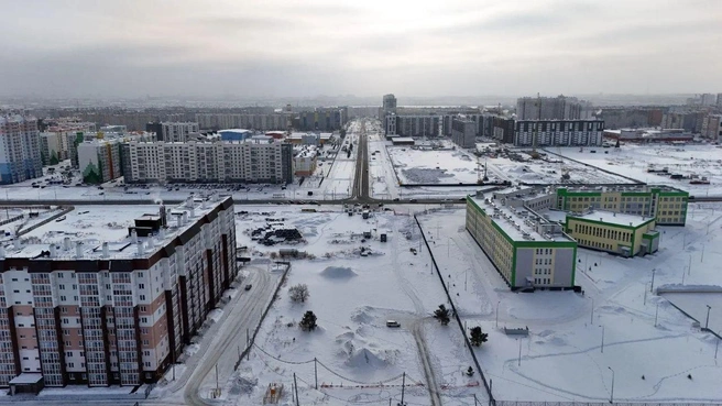 Дорогу по Первомайскому проспекту пока достроили до новой школы № 52 | Источник: t.me/silavpravdevshumkov