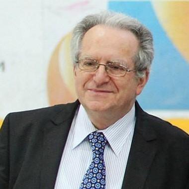 Александр Лакерник