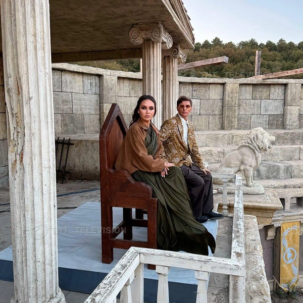 Ведущими реалити стали Павел Воля и Лейсан Утяшева | www.starhit.ru