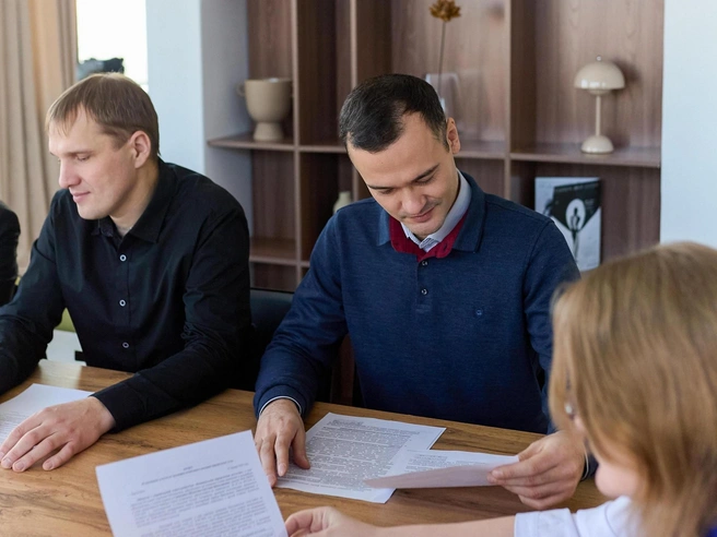 Для компаний, которым правовая поддержка требуется постоянно, ГК «НЮК» предлагает абонентское обслуживание | Источник: «Национальная юридическая коллегия»