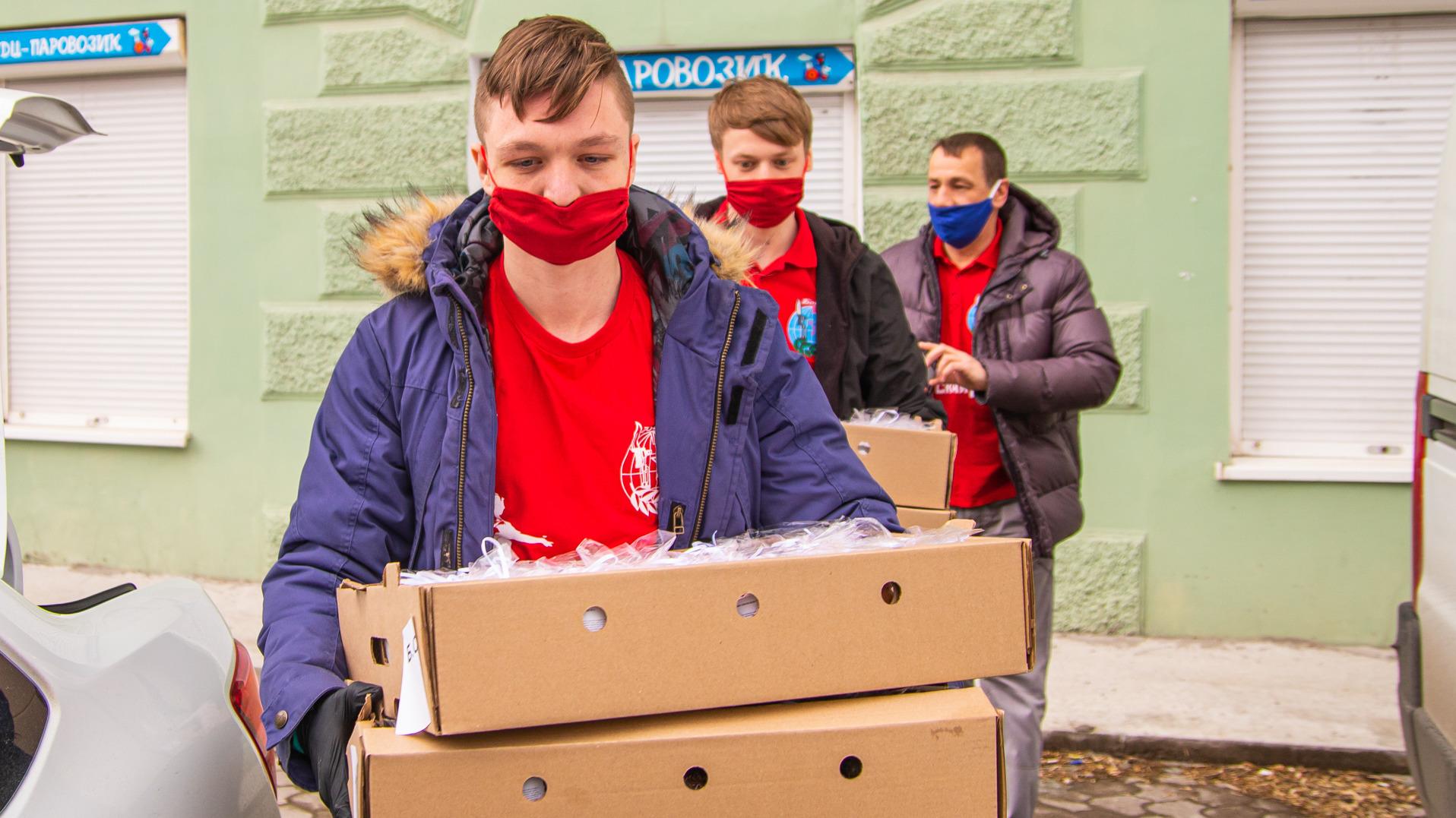 Пермские волонтеры #Мывместе ищут добровольцев для помощи медикам и пожилым  людям 4 февраля 2022 г - 4 февраля 2022 - 59.ру