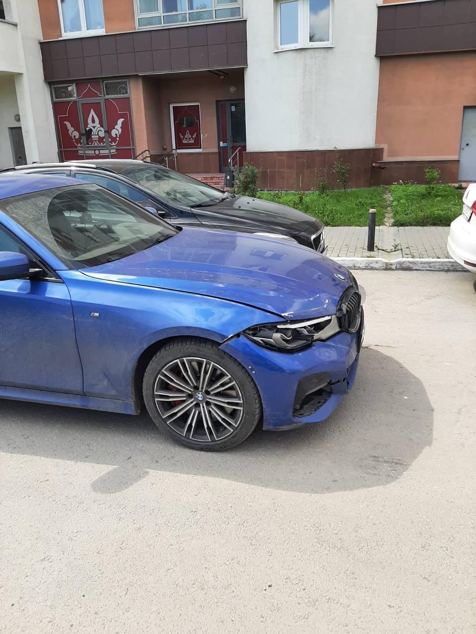 В Екатеринбурге водитель BMW наехал на девятилетнего мальчика: у него  сломана голень, 8 июля 2022 г. - 8 июля 2022 - Е1.ру